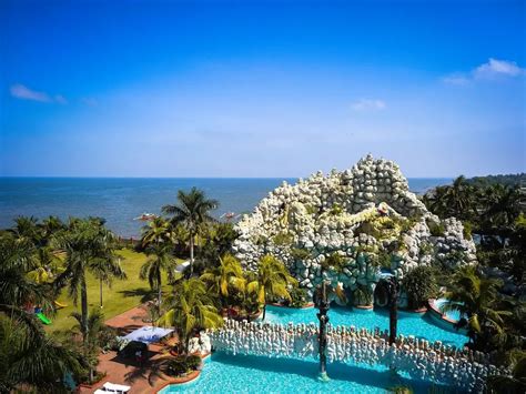 17 BEST Resorts in Cavite to Beat the Summer Heat.